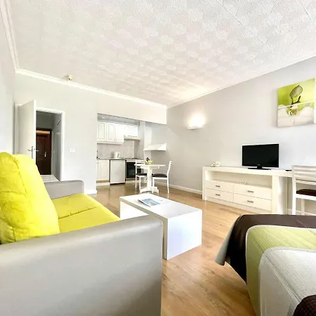 Estudio Superior, Wifi, Pool, Tropical Jardin En Puero De La Cruz *